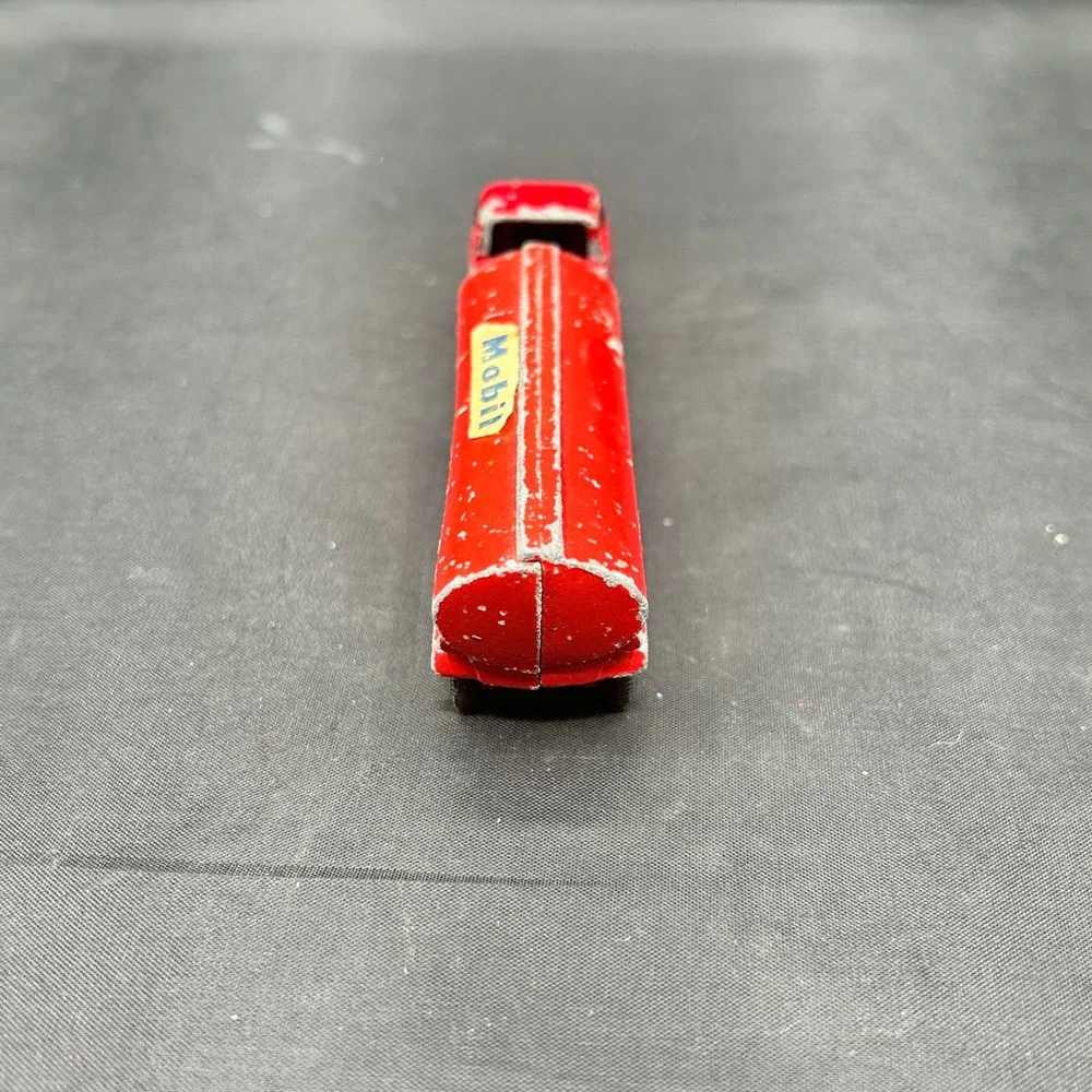 Vintage Tootsietoy Red Chevrolet Mobil Oil Tanker Semi Truck Made in USA Trailer
